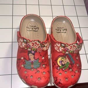 Fr7daRed Floral Women's Clogs